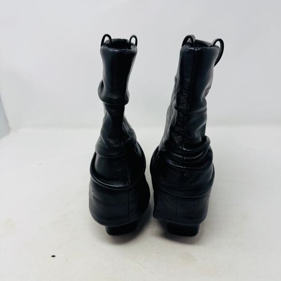 D’Amelio Black Leather Slouch Boots 10M Pointed Toe Minimalist Sleek - Picture 9 of 14